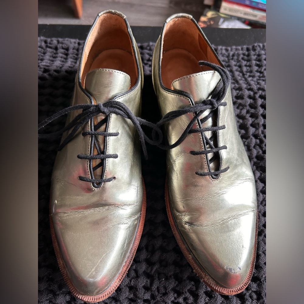 John Fluevog gold Modvogs W8